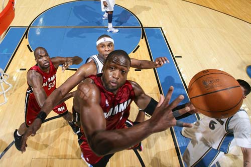 然而在这场 然而在这场