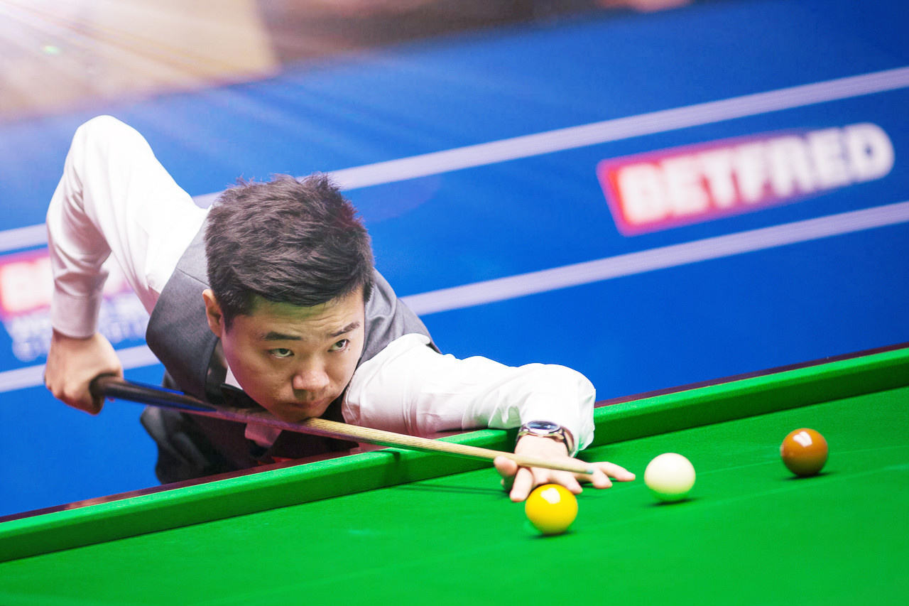 裁判成为焦点（焦点转向裁判）