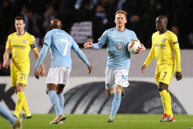 舞美简陋 舞美简陋