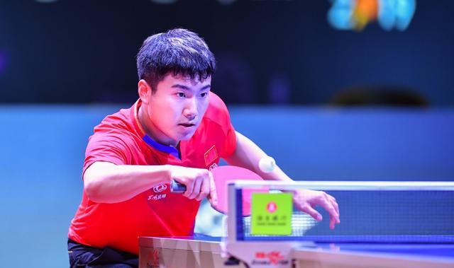 侈税压力叠 侈税压力叠